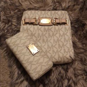 Authentic Michael Kors crossbody purse and wallet